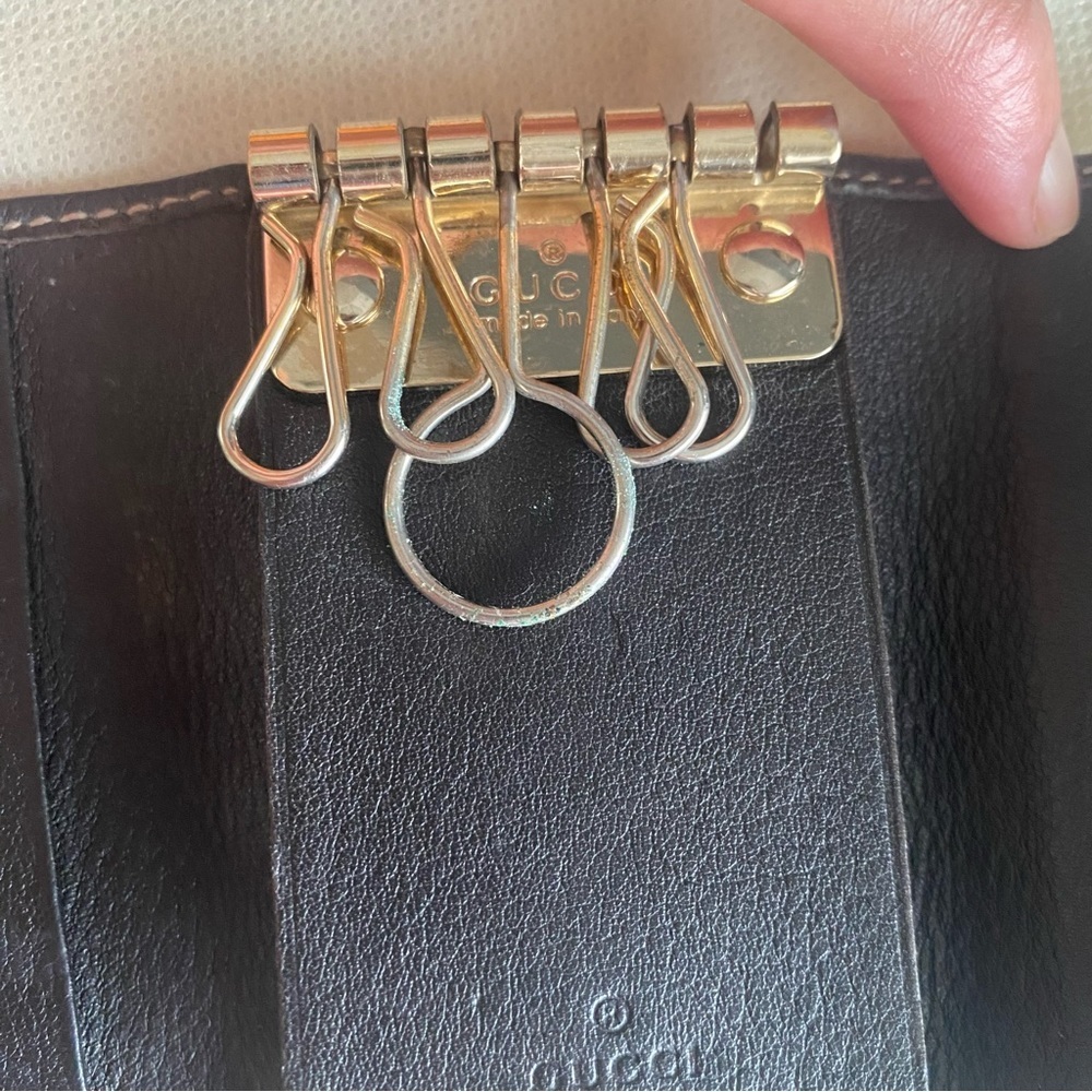 Authentic Gucci key holder - Picture 11 of 14